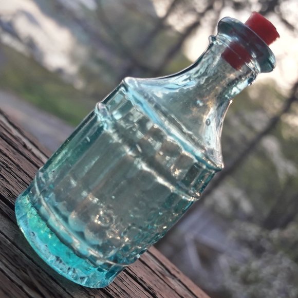 Vintage Glass Bottle with Lid Blue Art Glass Mini Dollhouse Wheaton Root Bitters - Picture 14 of 14